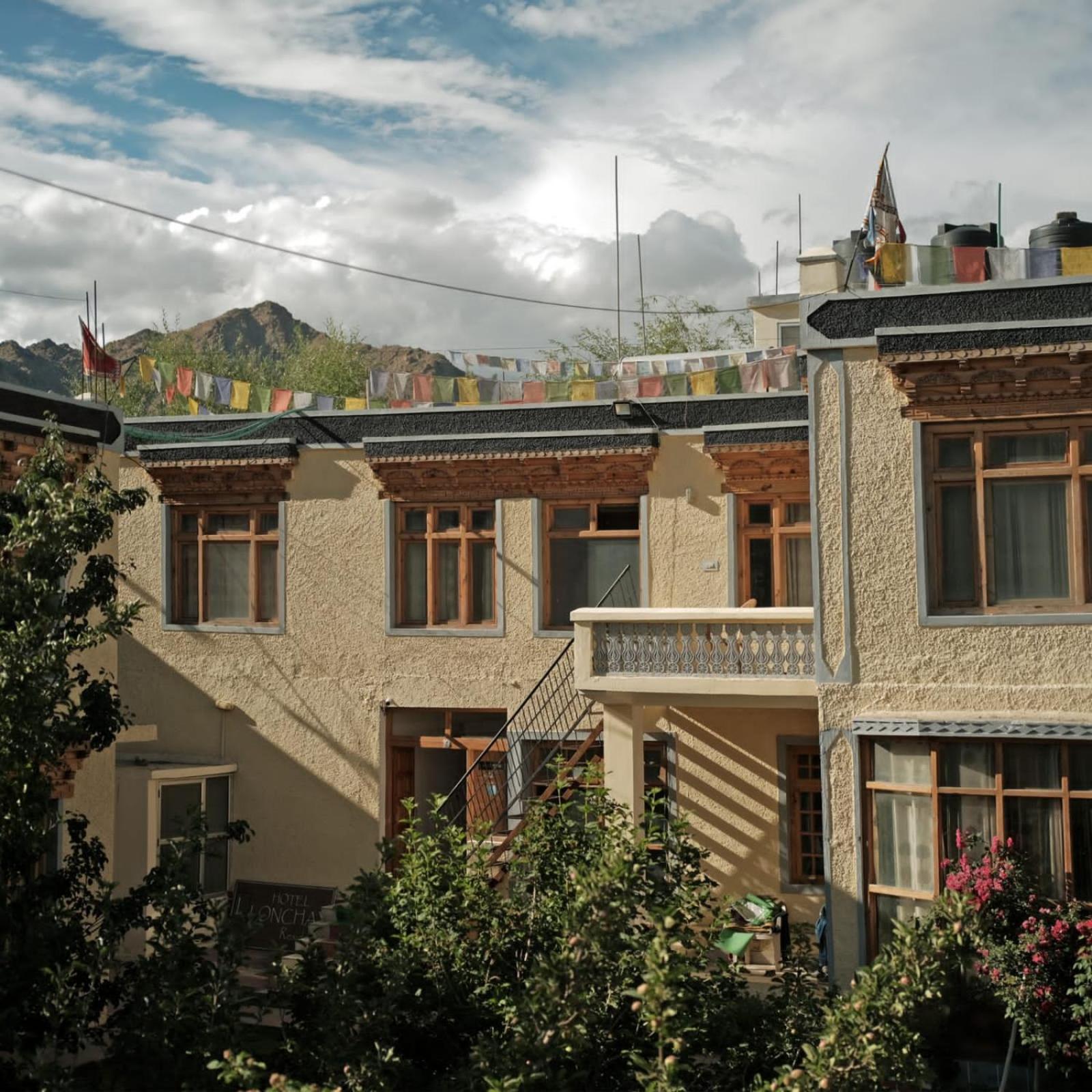 Hotel Lonchay Residency Leh Exterior photo