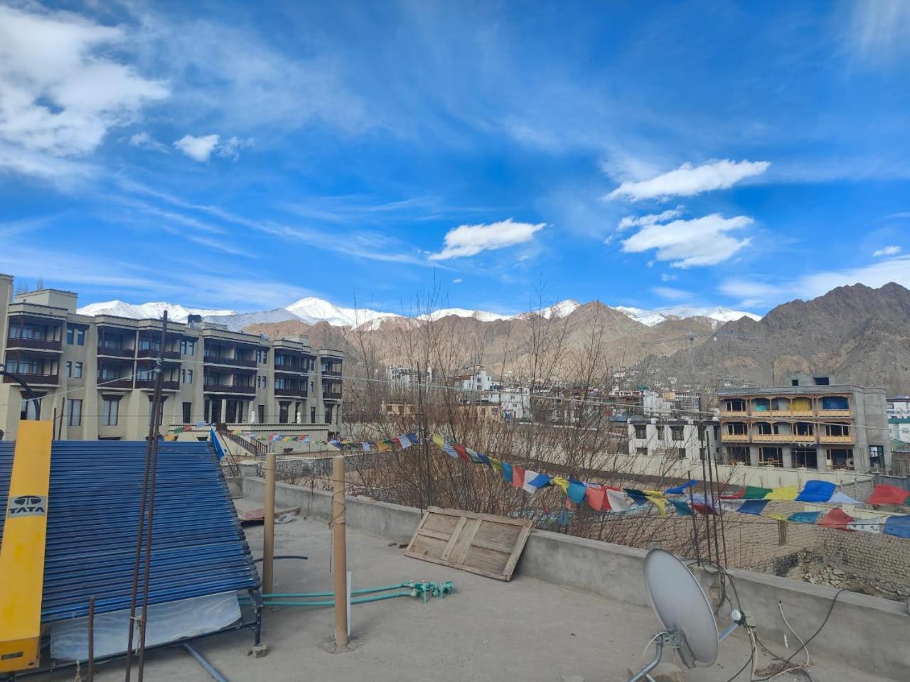 Hotel Lonchay Residency Leh Exterior photo
