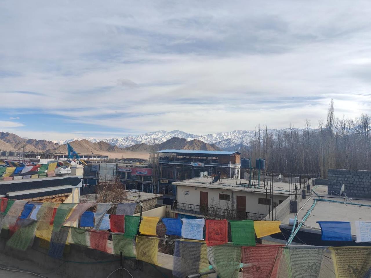 Hotel Lonchay Residency Leh Exterior photo