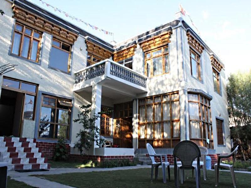 Hotel Lonchay Residency Leh Exterior photo